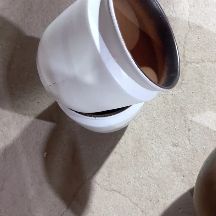 花盆紫砂口径20高度20两只瑕疵