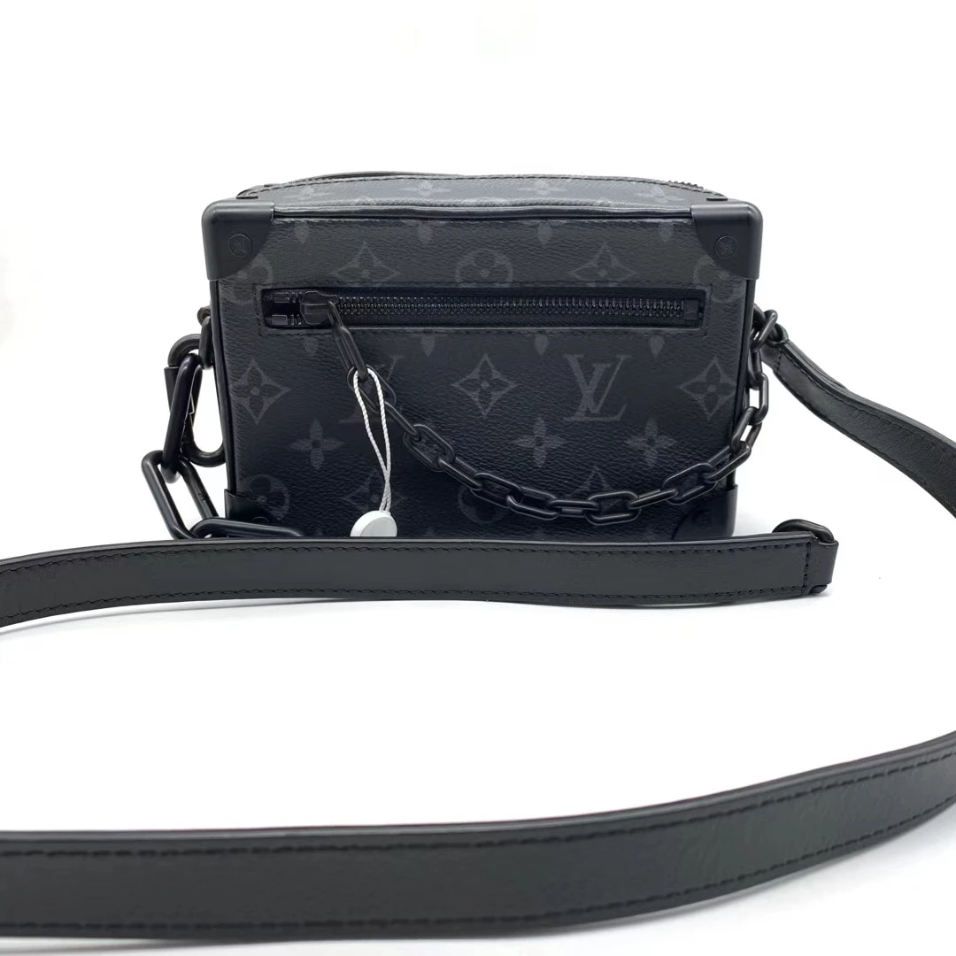 95新 LouisVuitton/路易威登 LV 黑花 soft trunk 小盒子斜挎包