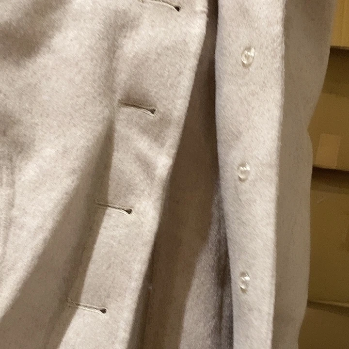 蛋***蛋中古香水沐浴露持久留香