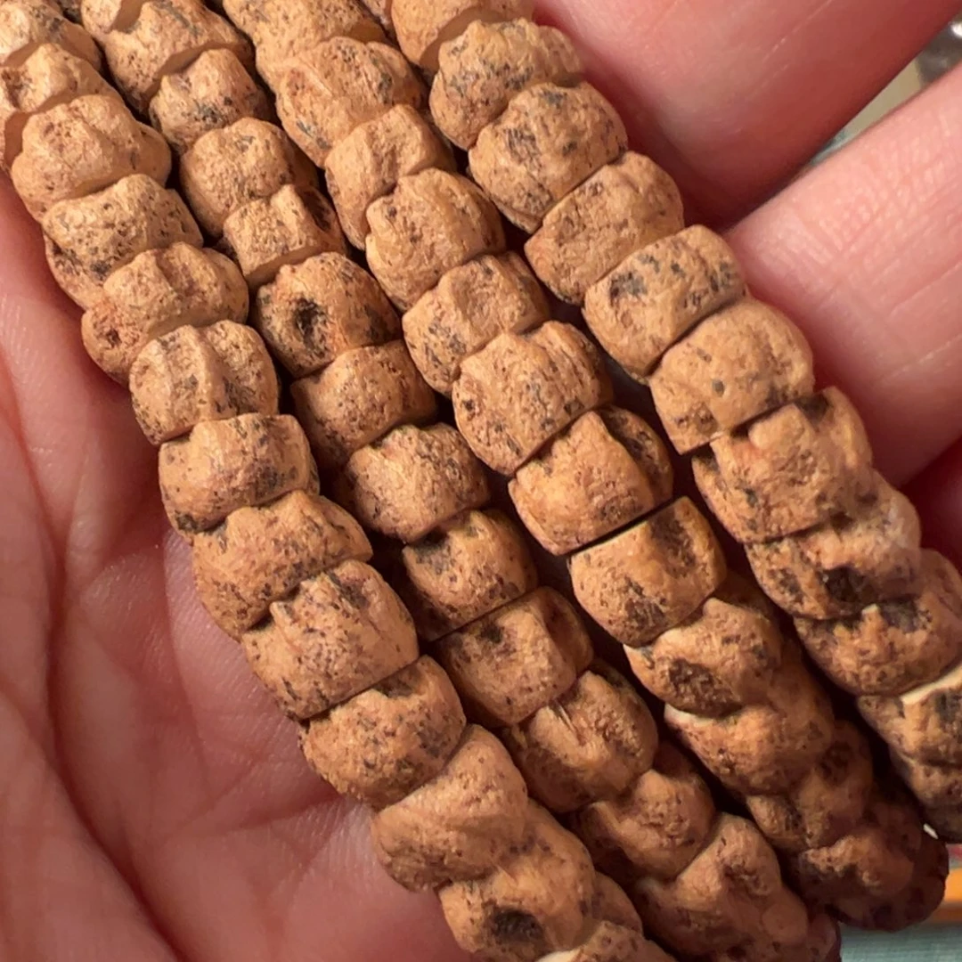 吊坠柏香籽/百香籽C350