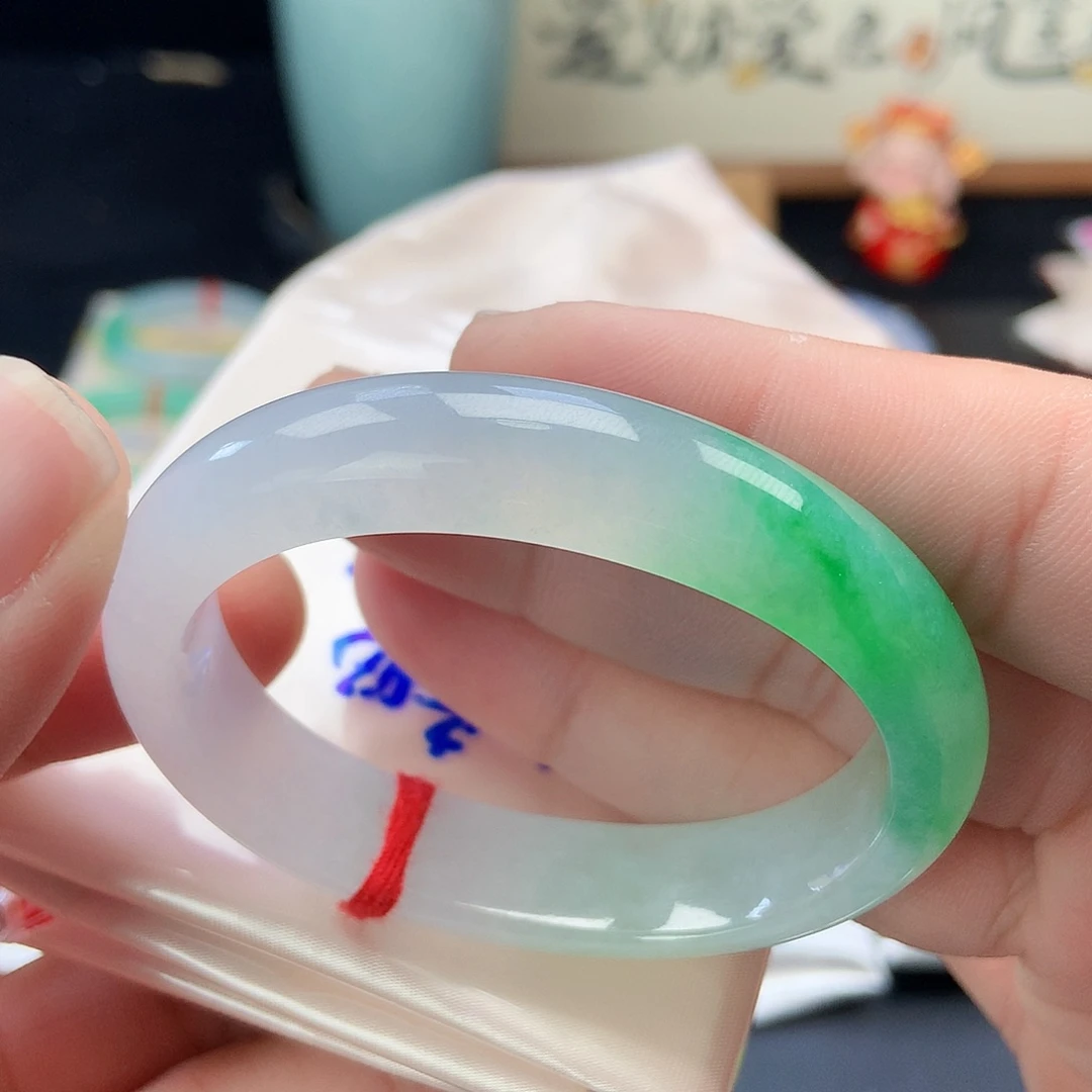 未镶嵌手镯翡翠54贵妃