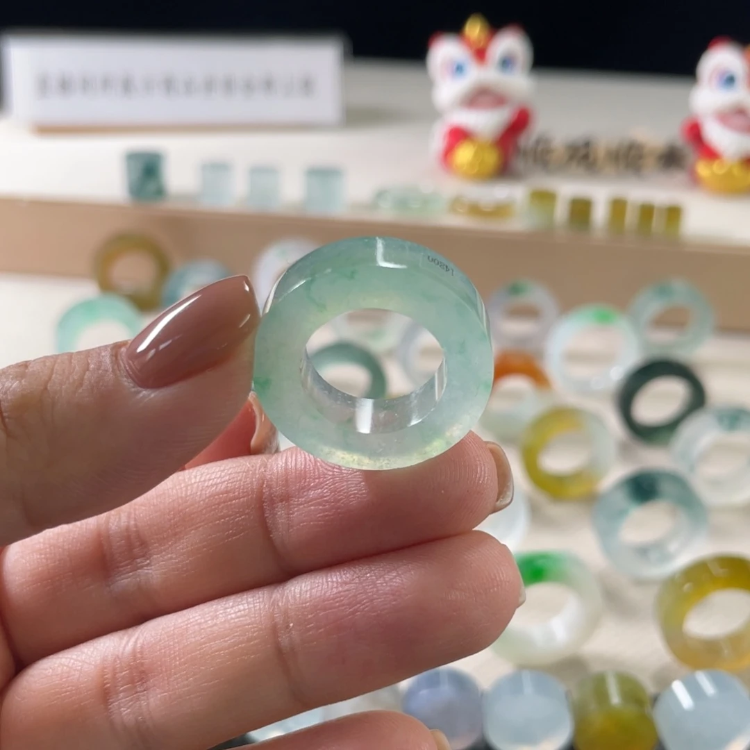 定制翡翠未镶嵌冰甜绿