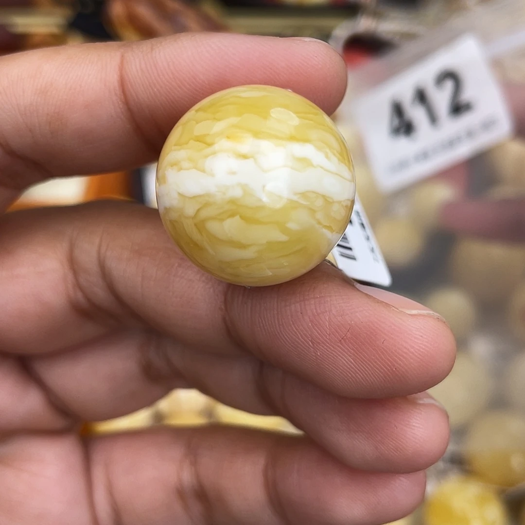 蜜蜡未镶嵌珠宝奇石沙眼22.7