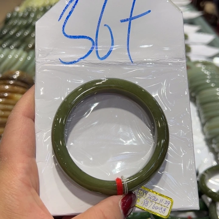 和田玉（糖玉）手镯未镶嵌