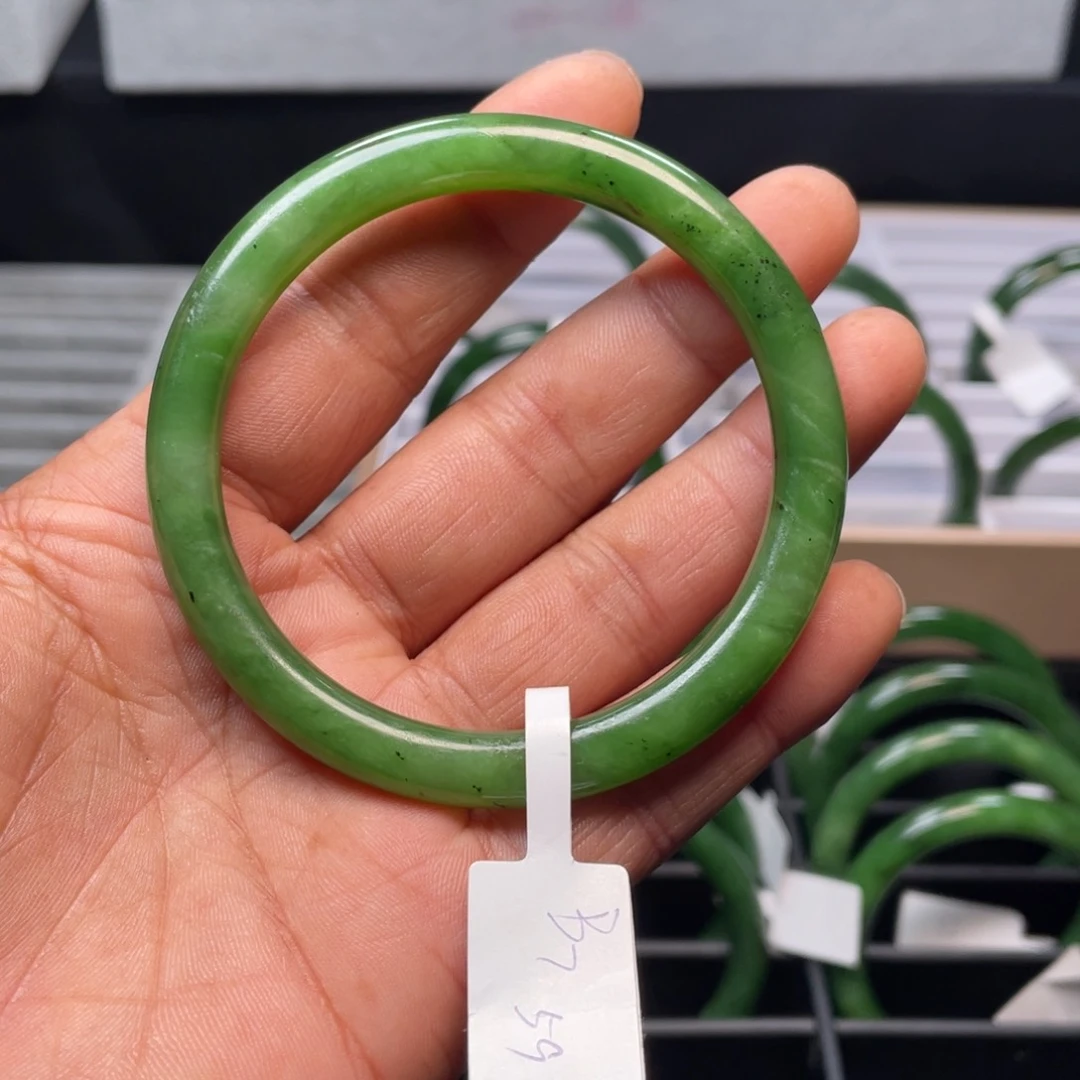 和田玉（碧玉）手镯未镶嵌