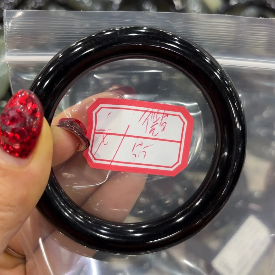 蛇纹石玉手镯未镶嵌女*