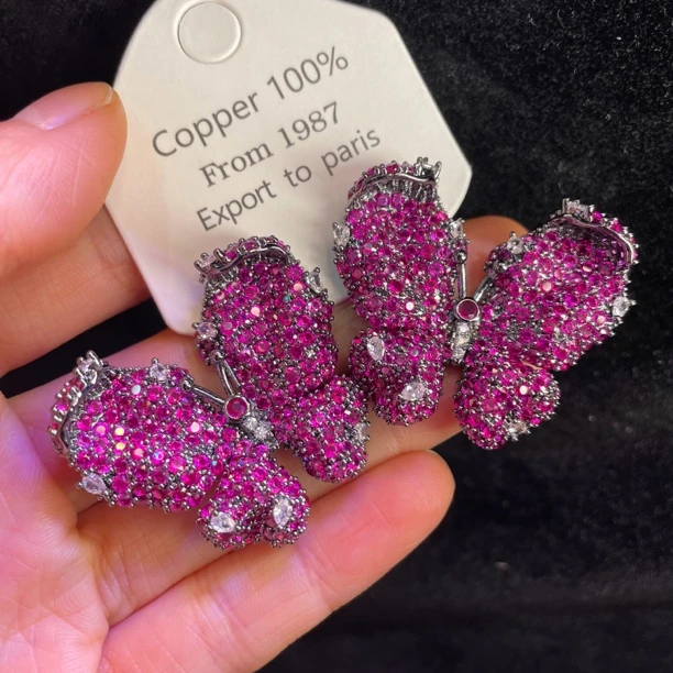 黄铜锆石耳饰 B0290红岗枪黑底蝴蝶