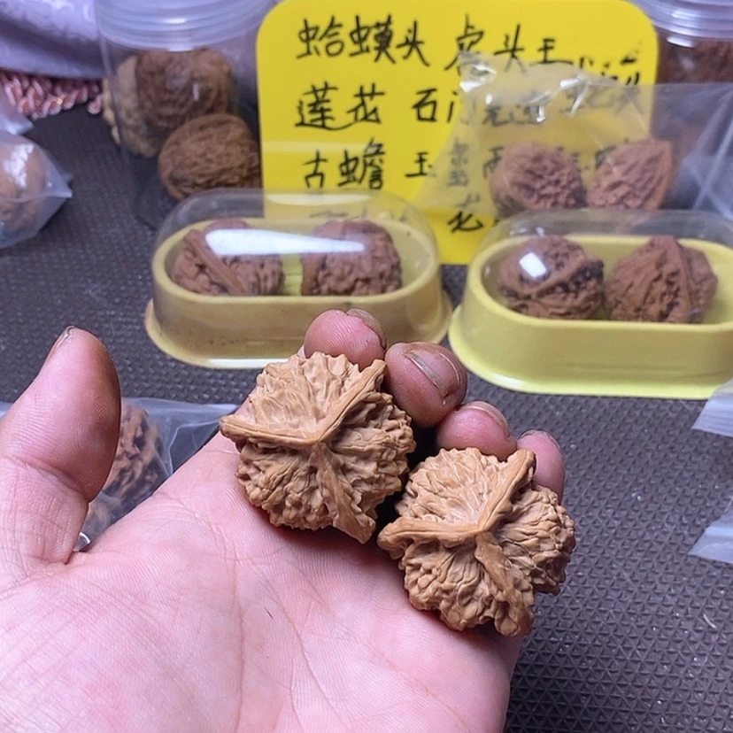 【闪购商品】吊坠文玩核桃钞****想40三棱