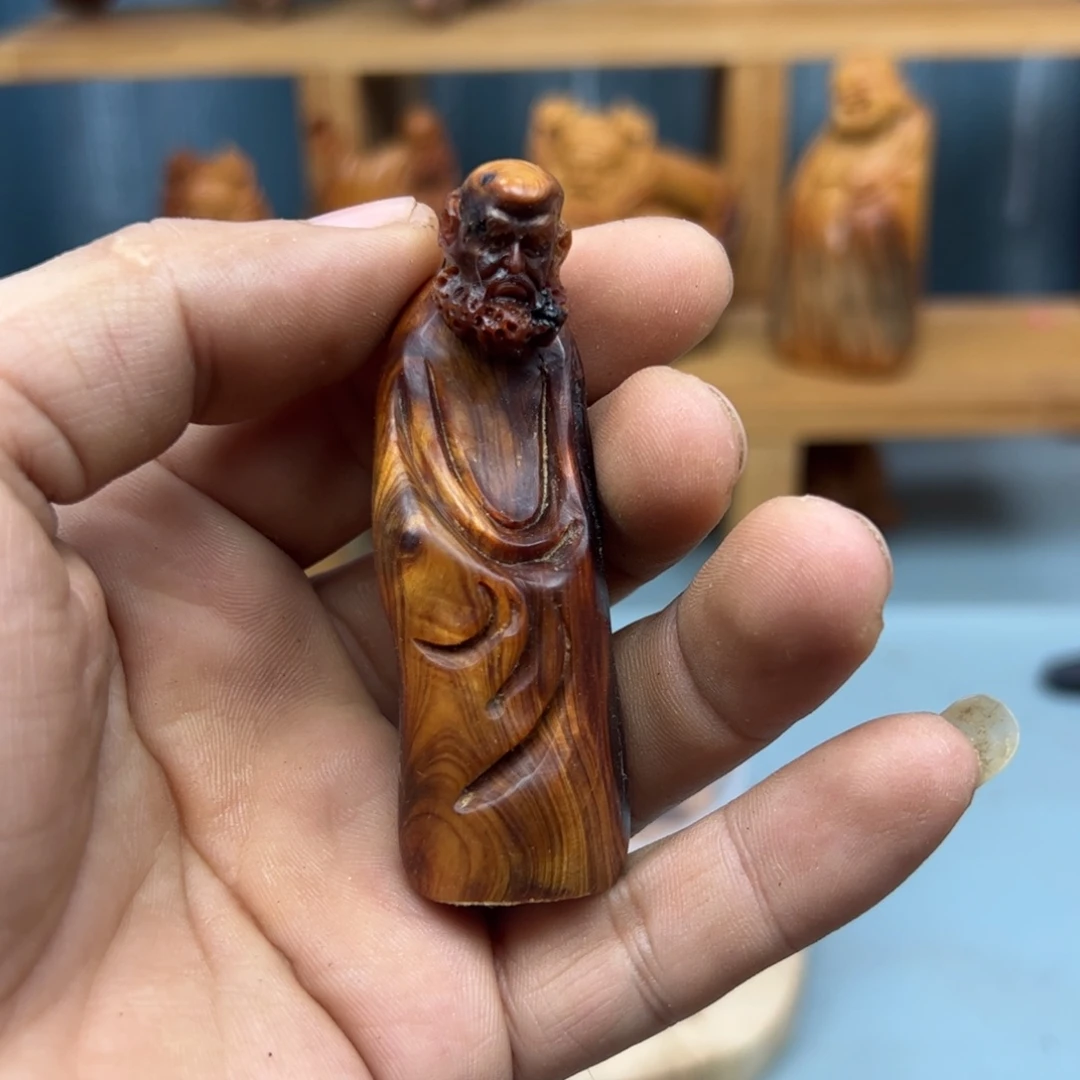 我***良木崖柏木摆件手把件