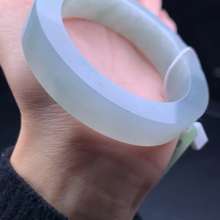 未镶嵌翡翠手镯定制翡翠