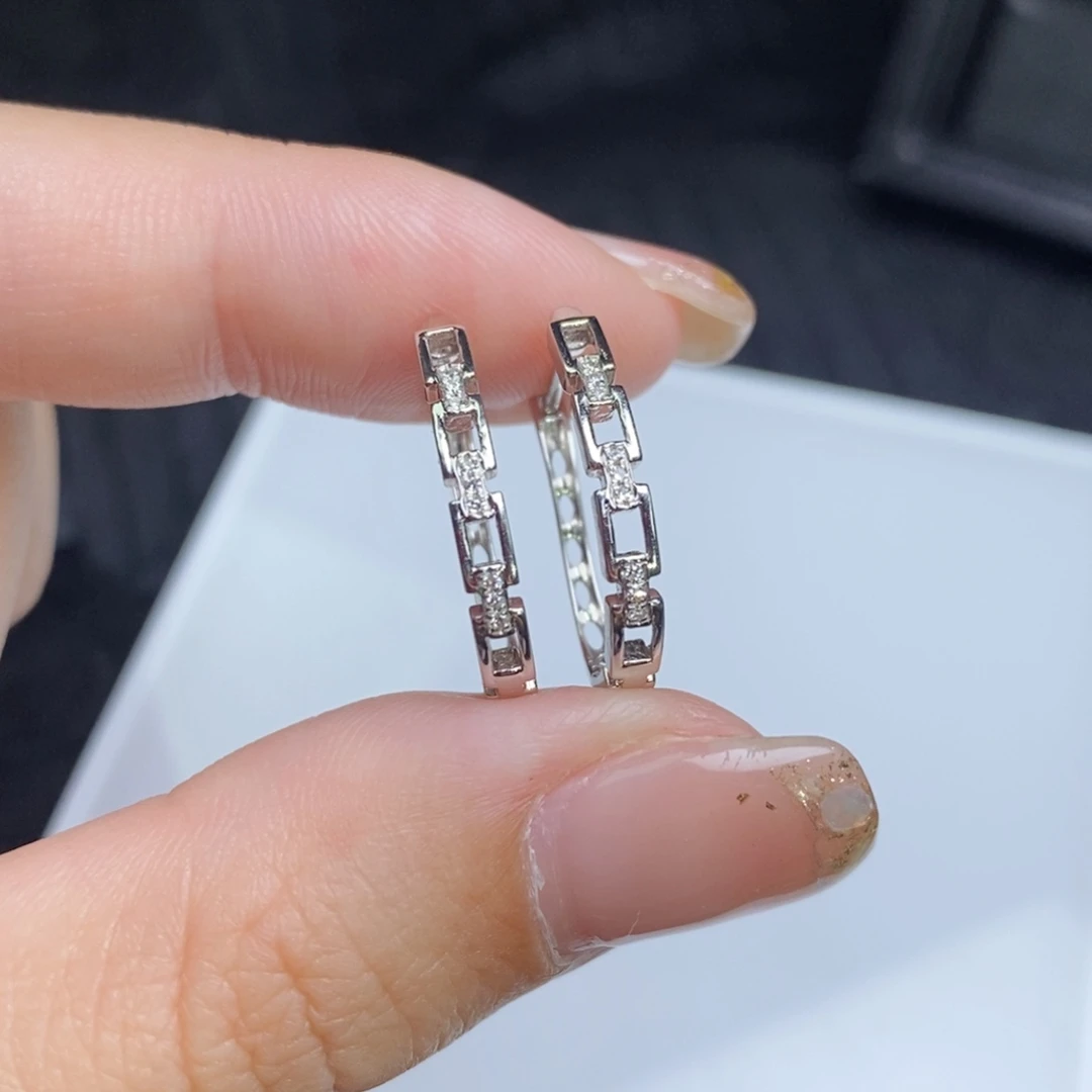 耳饰18K金镶嵌钻石链条款耳扣