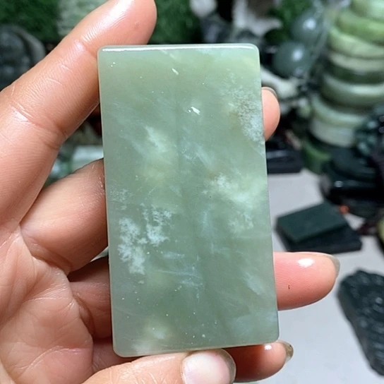 未镶嵌和田玉（糖玉）珠宝半成品