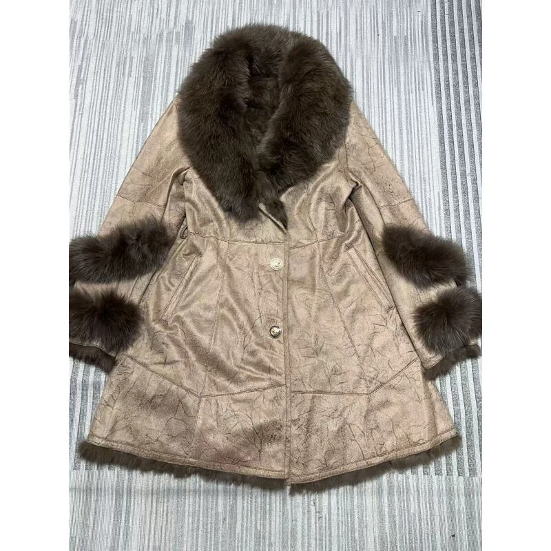 金枝薇薇海宁独特街头高定气质款外套女秋冬设计师款大衣{gp}