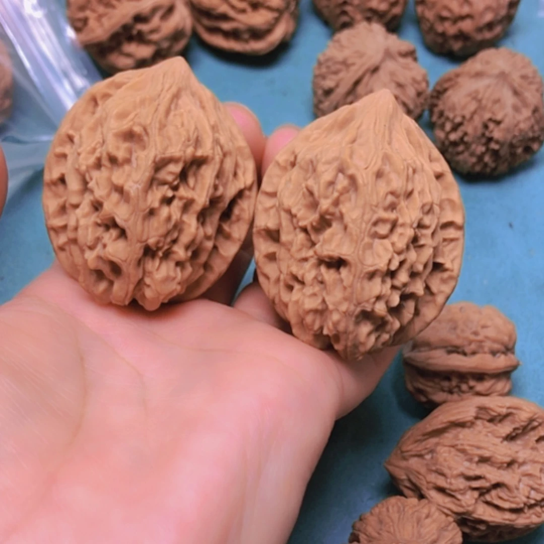 【闪购商品】摆件核桃42鸡心有修