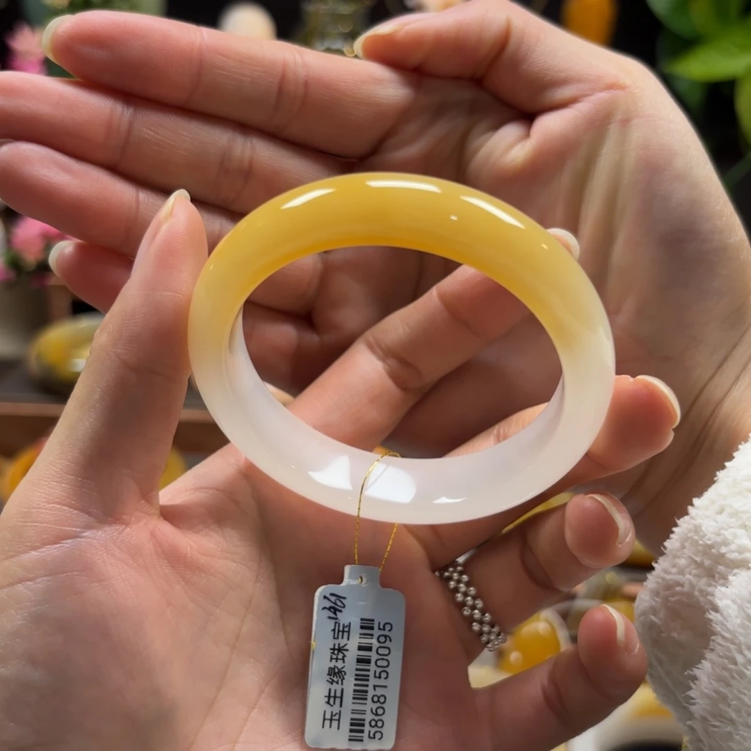 石英质玉（黄龙玉）未镶嵌手镯57+