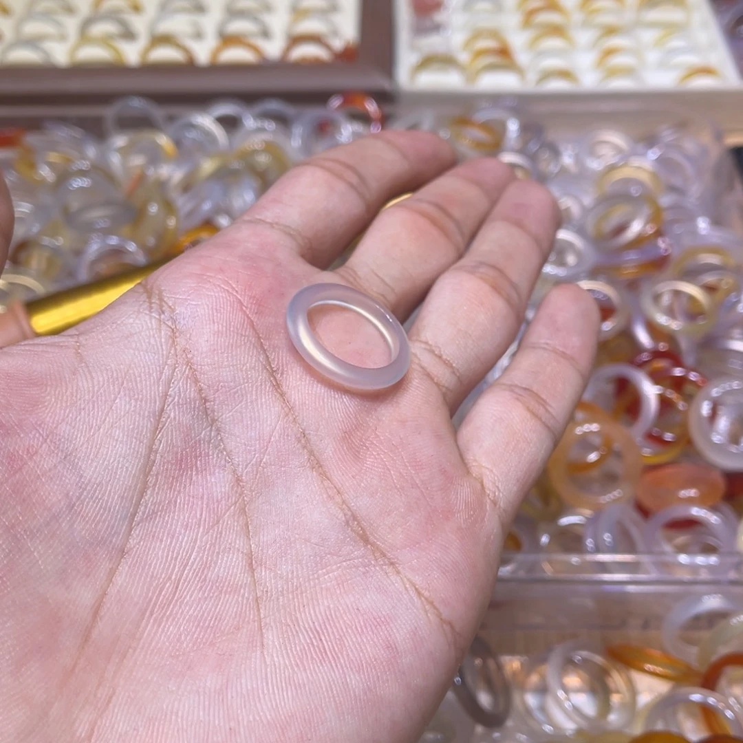 未镶嵌戒指玛瑙/玉髓60号港12