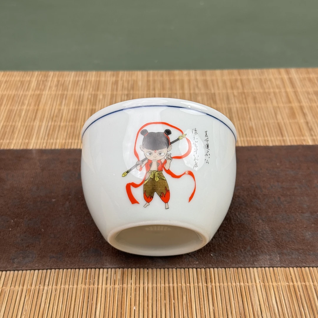 陶瓷手绘三太子哪吒风水缸主人杯A205