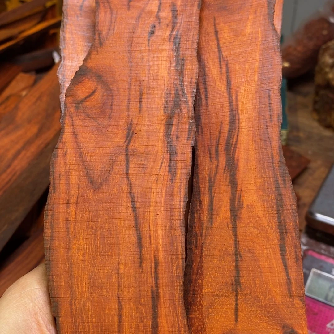 檀香紫檀（小叶紫檀）1**9