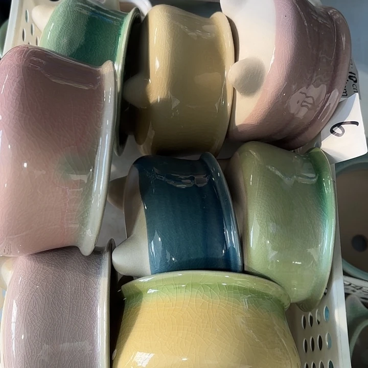 红陶发4个，内8.5cm