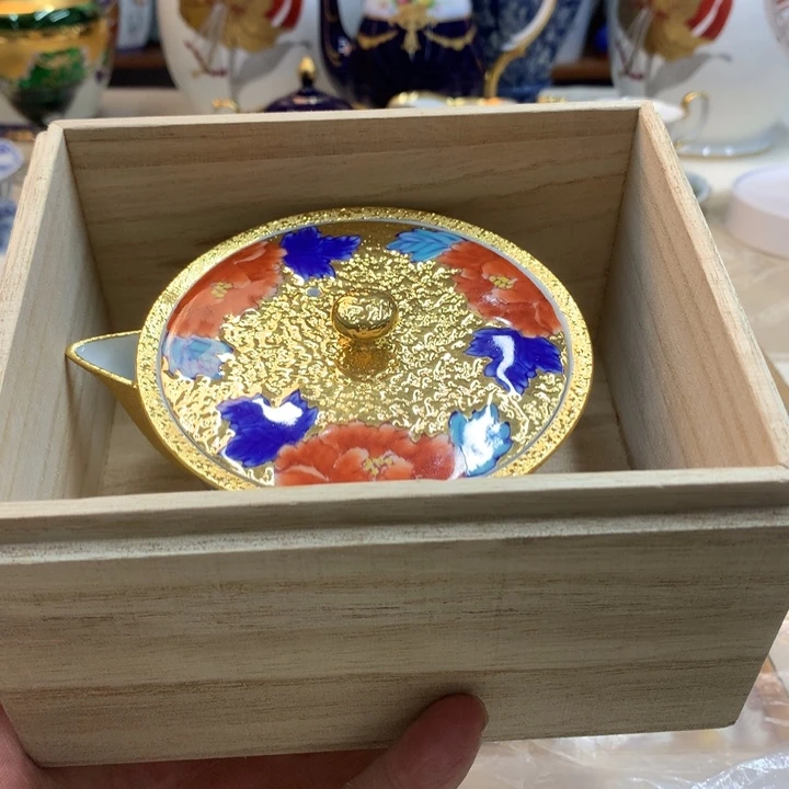 榕***紫砂金瓷阁精品瓷器店