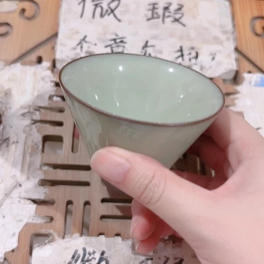 微瑕介意的勿拍，喜欢再下单，谢谢支持
