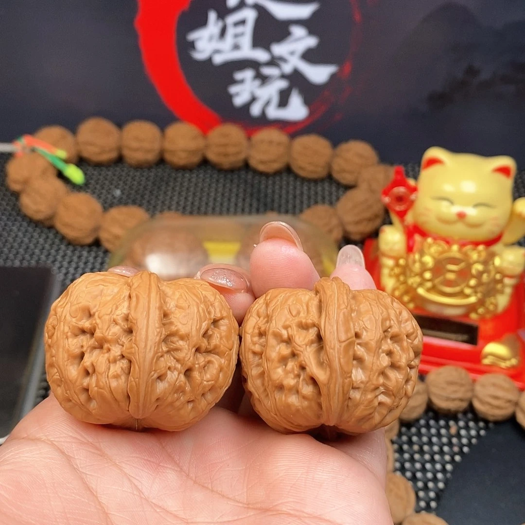 文玩核桃吊坠热****士39尺元宝