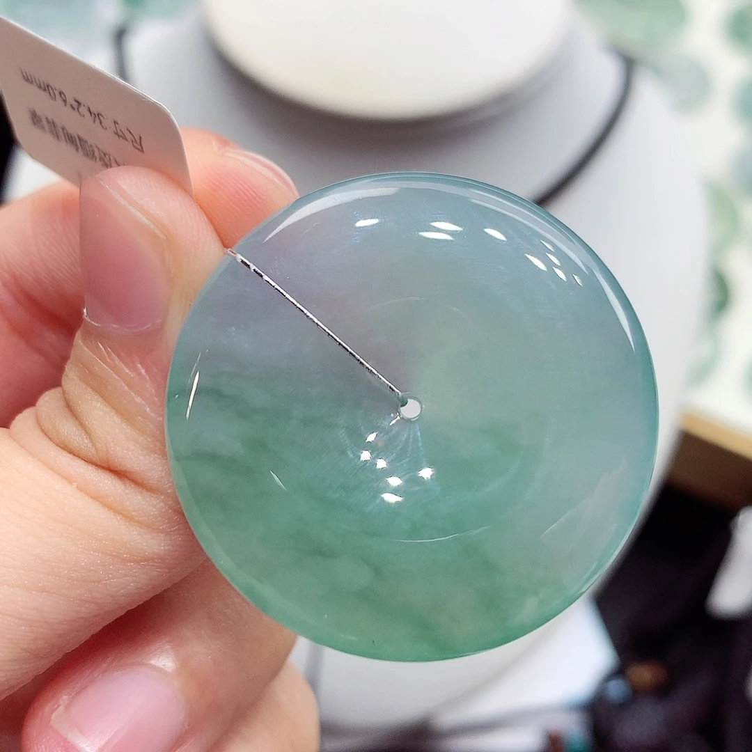 翡翠未镶嵌颈饰编号62，34.2/6.0