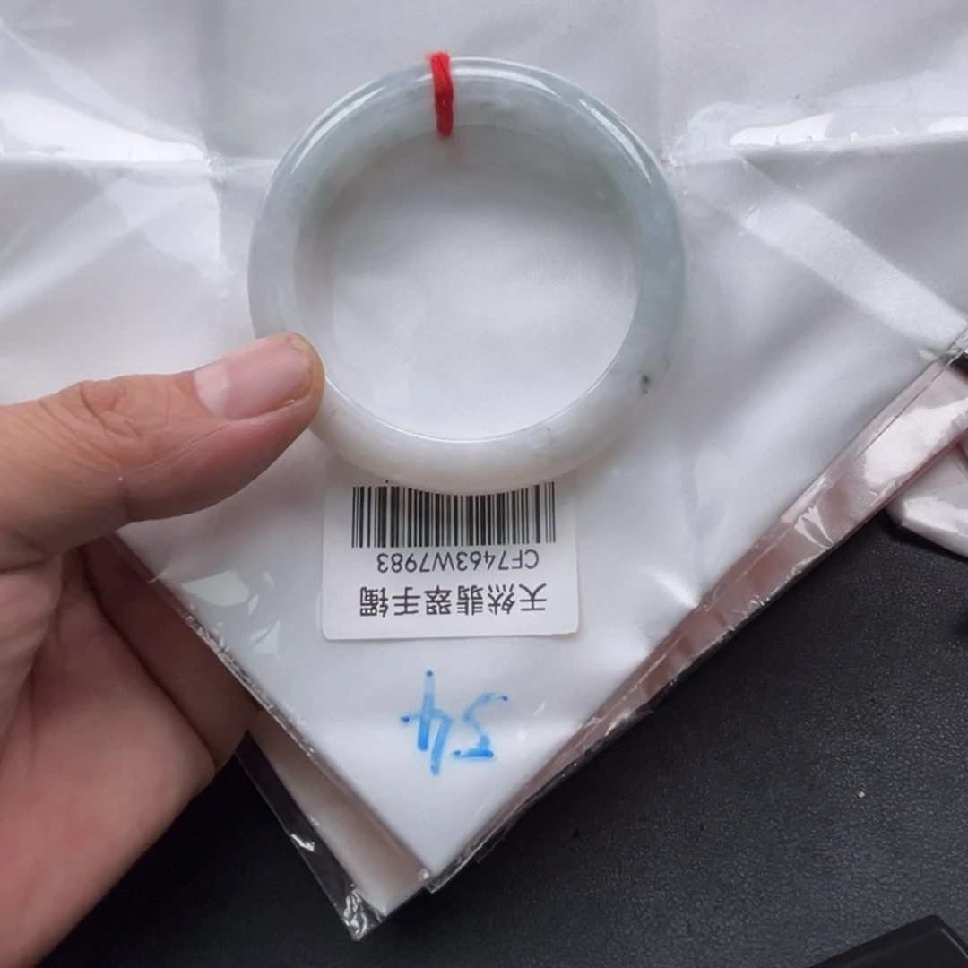 翡翠未镶嵌手镯手镯
