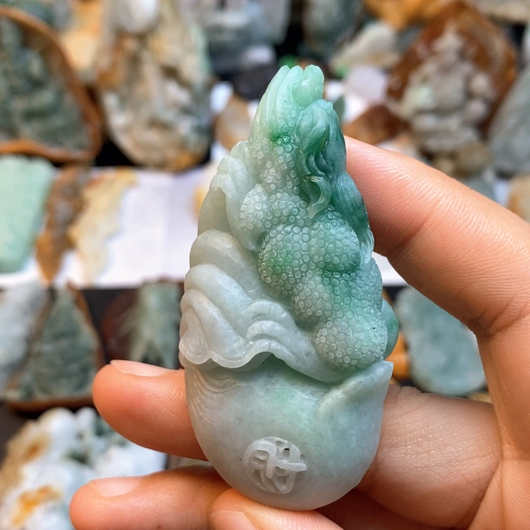 定制翡翠未镶嵌特色93