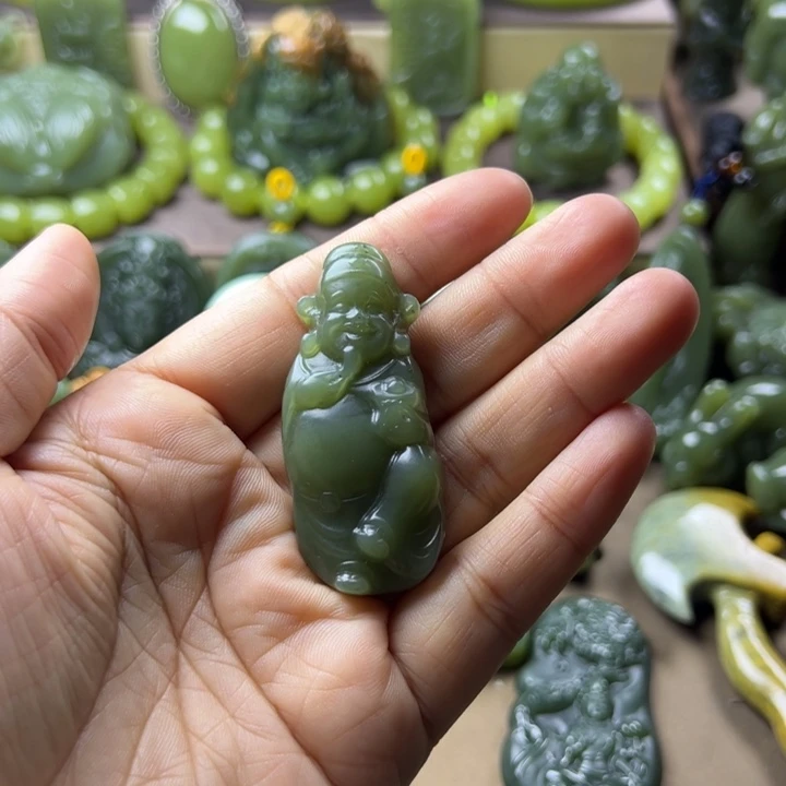 老***机岫岩老玉（透闪石质玉）未镶嵌挂件