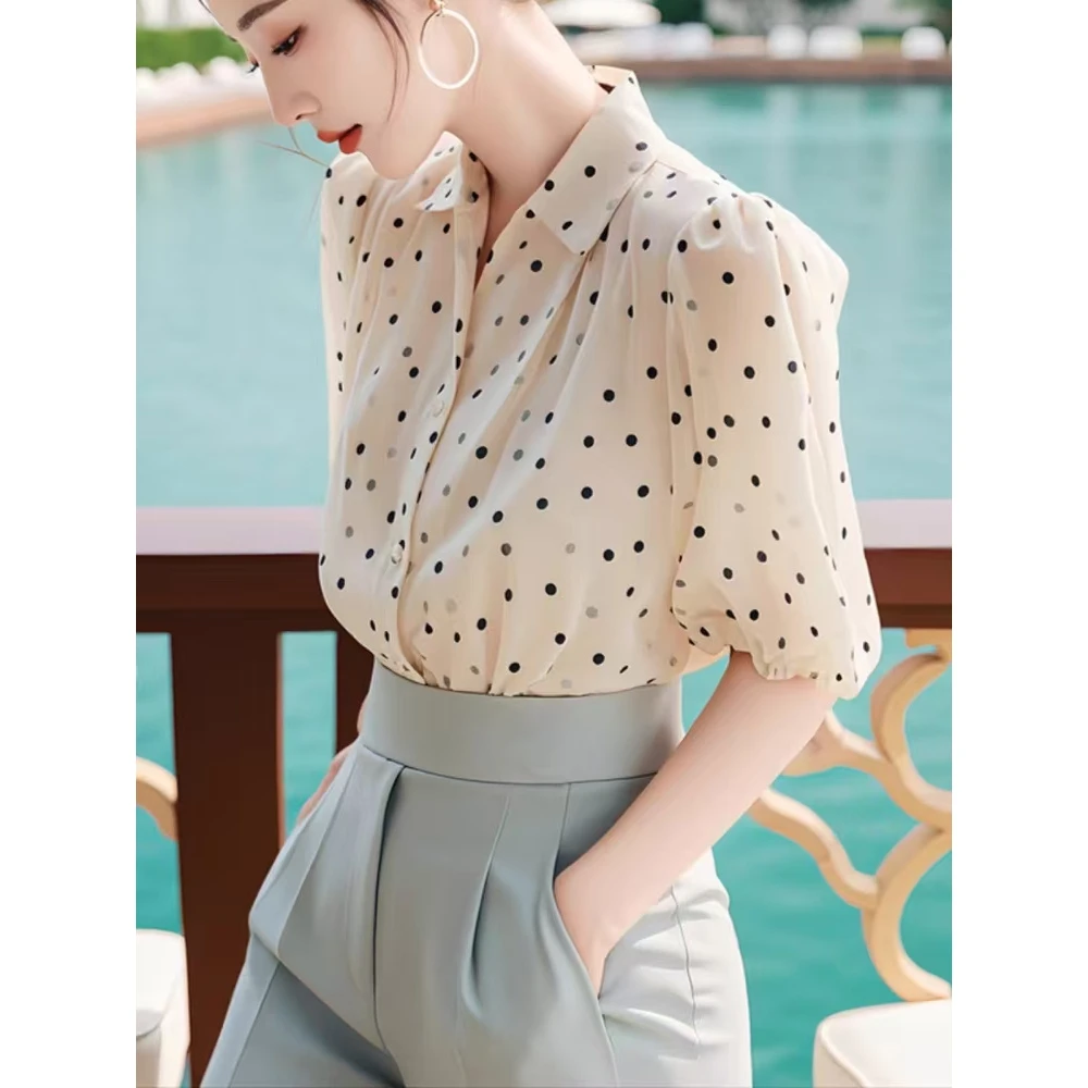 法式气质米白色圆点短袖衬衫女2025年夏季新款设计感独特绝美衬衣