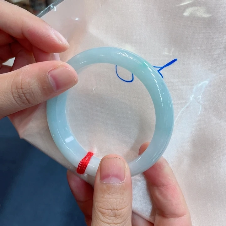 翡翠手镯未镶嵌买断