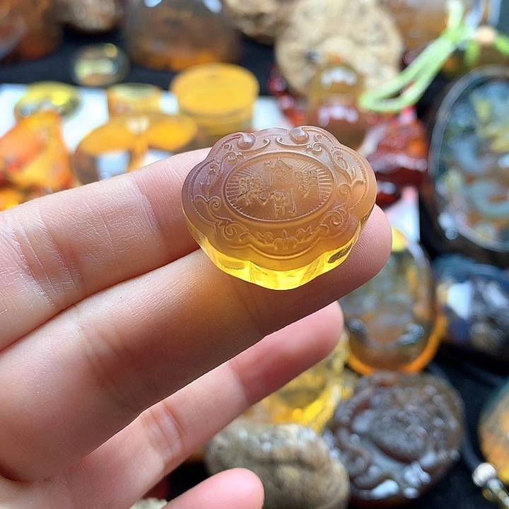 琥珀未镶嵌裸石蓝珀宝宝锁