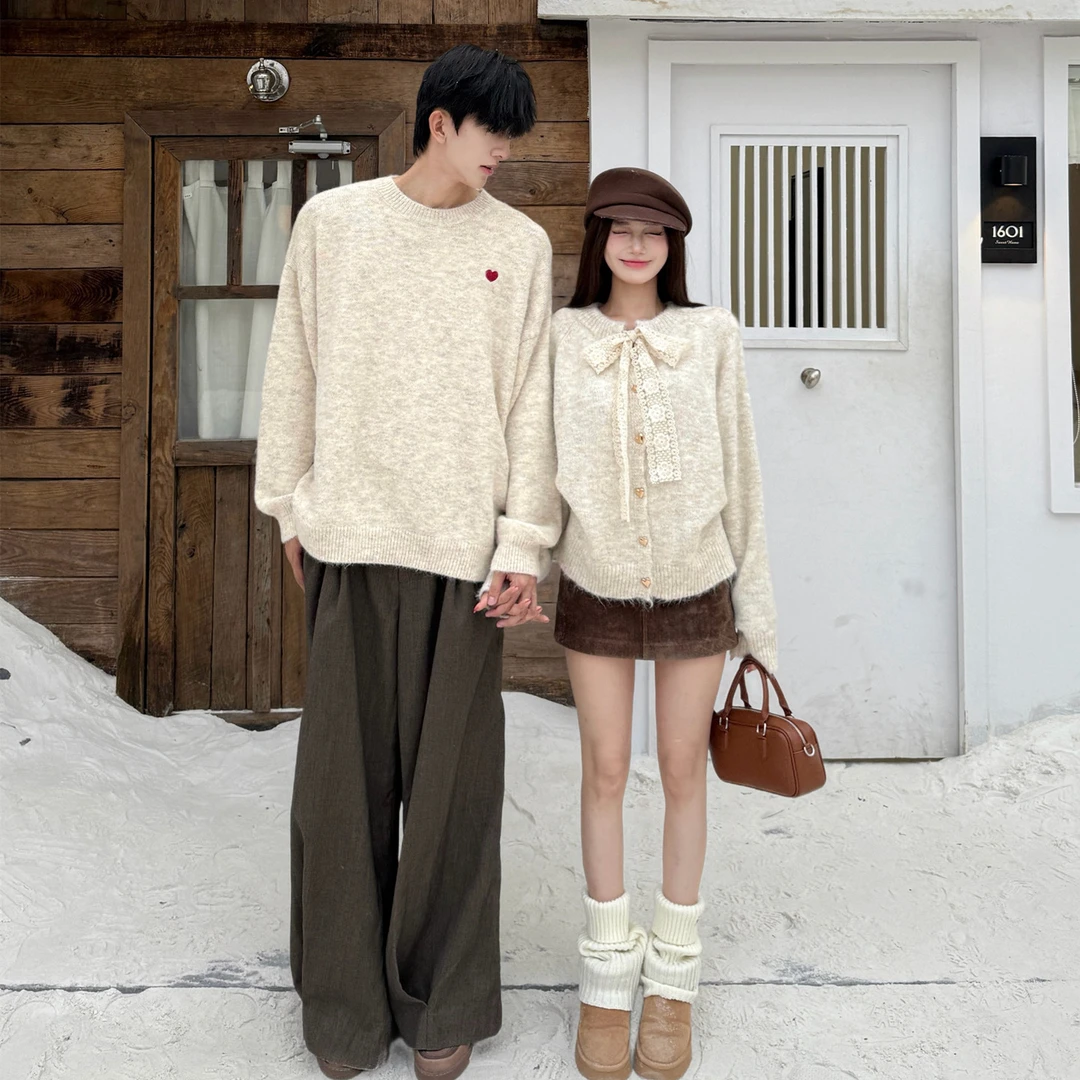 情侣装2025新款秋冬法式温柔风复古蕾丝系带毛衣时尚气质针织上衣
