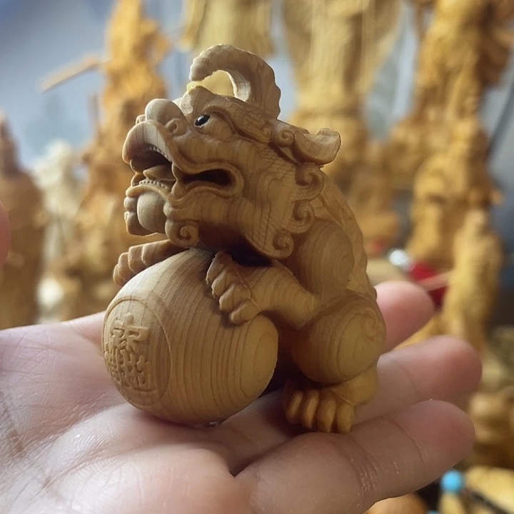 柏木（崖柏）崖柏貔貅抱球