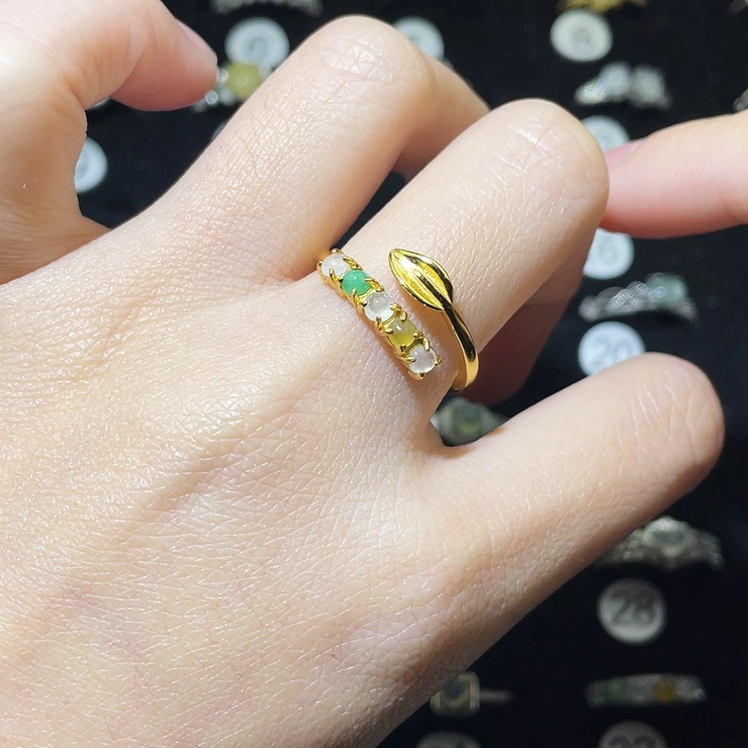 翡翠未镶嵌戒指戒指