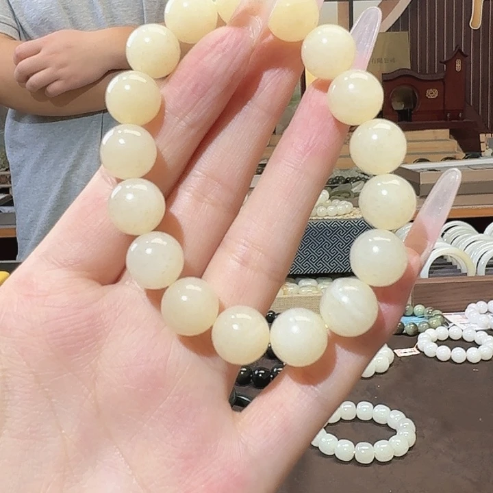 土****和田玉未镶嵌手链