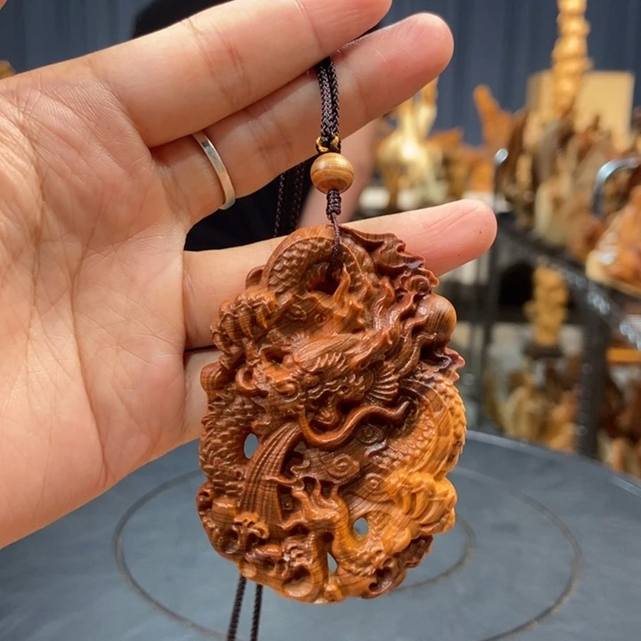 柏木（崖柏）手把件龙牌