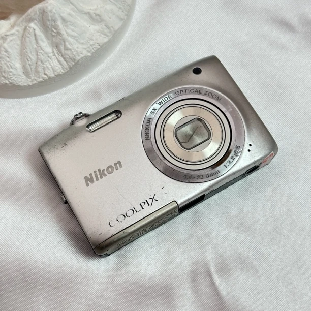 8新 Nikon/尼康 尼康S2800 CCD数码相机