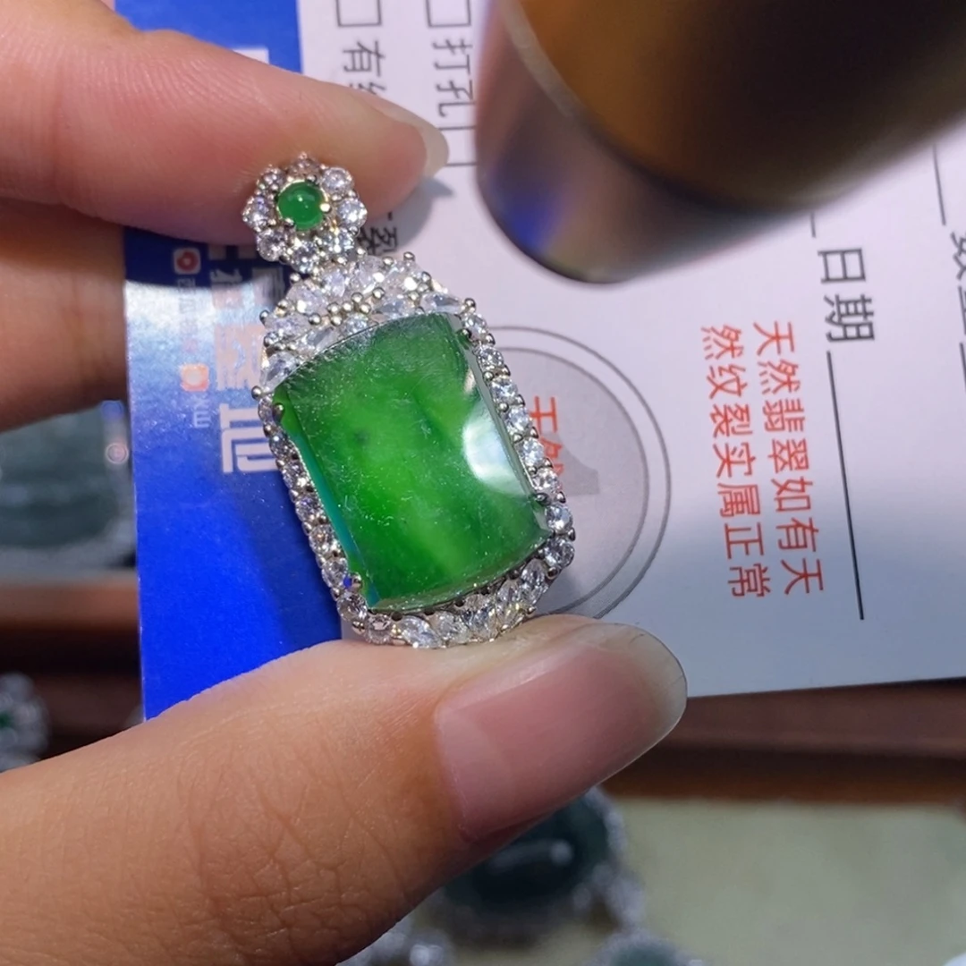 颈饰银S925镶嵌翡翠天然