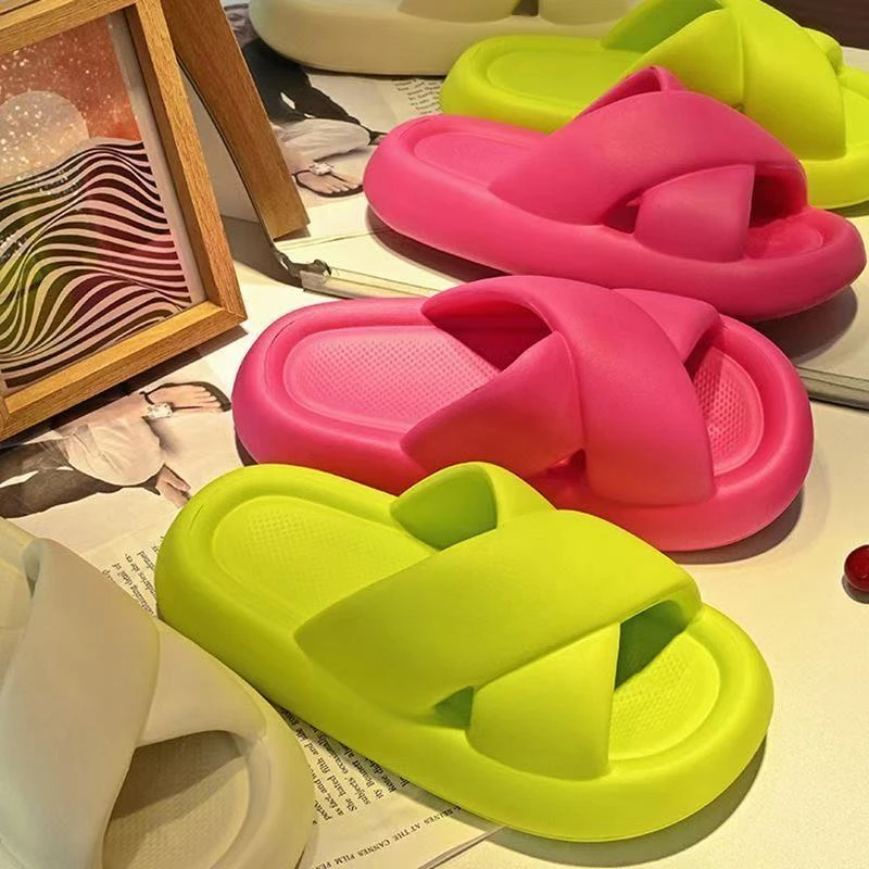 洋气网红交叉拖鞋女生2025新款踩舒适踩屎感宿舍厚底家居超软防滑