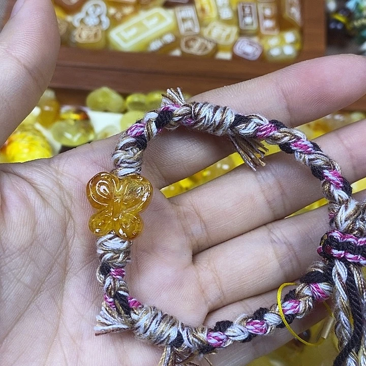 吊坠橄榄核福利蝴蝶手串
