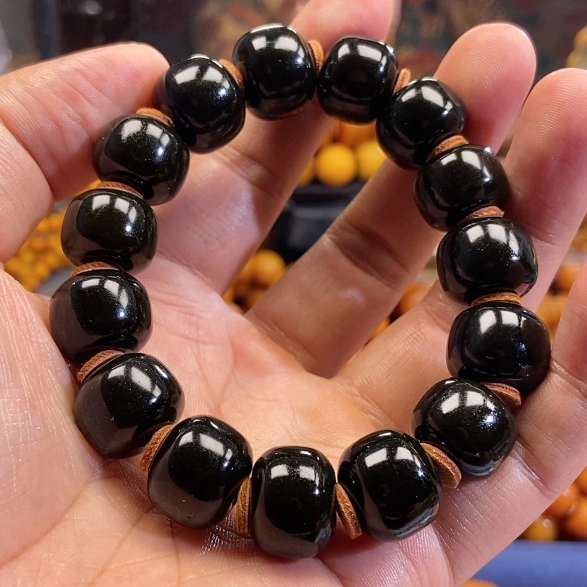 【闪购商品】蜜蜡未镶嵌珠宝奇石太*?