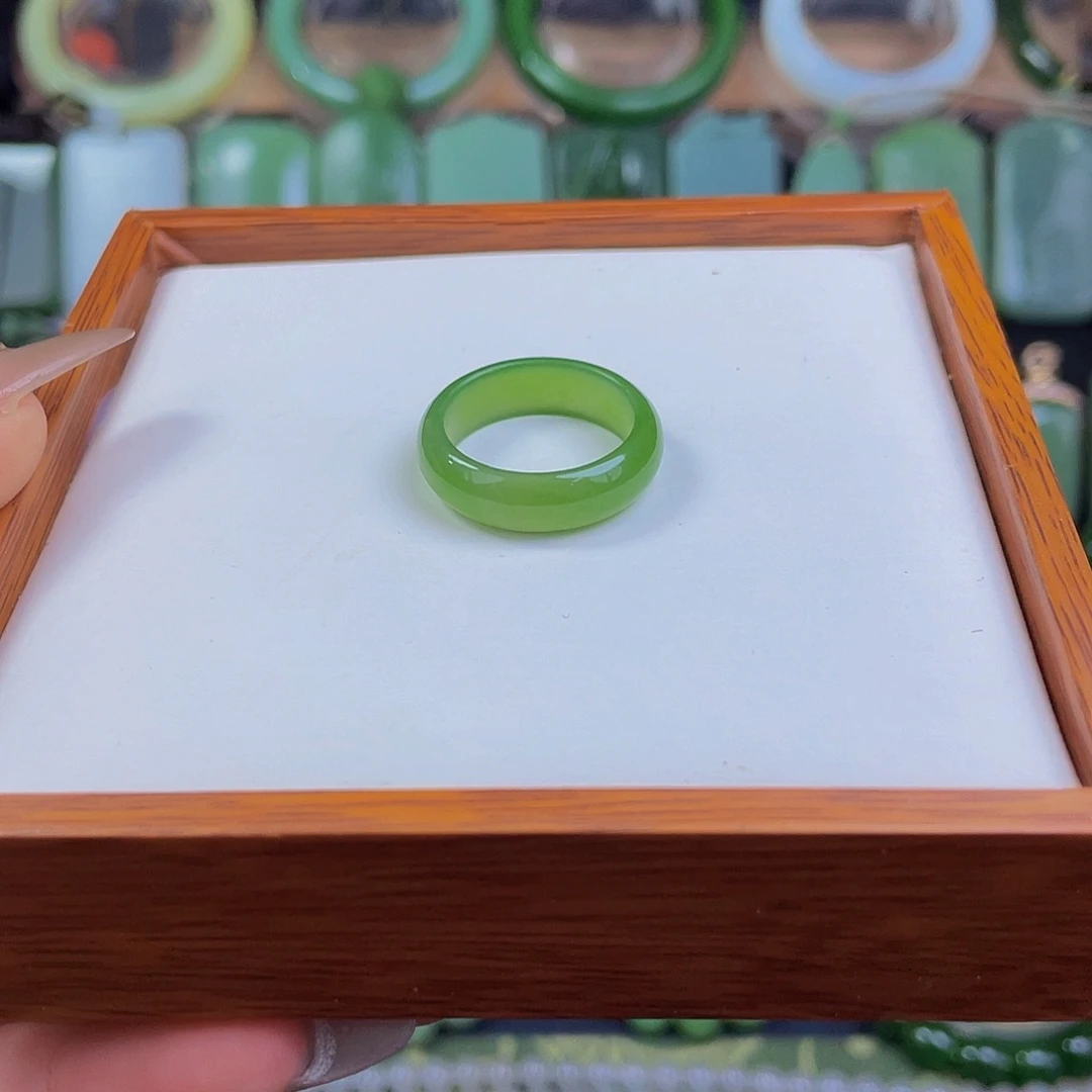 未镶嵌戒指和田玉·碧玉戒圈