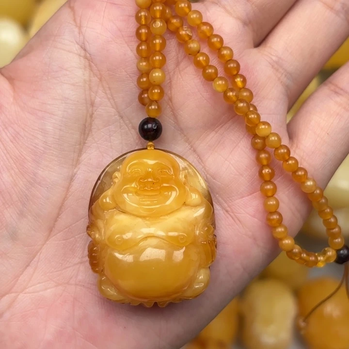 琥珀未镶嵌颈饰蜜蜡