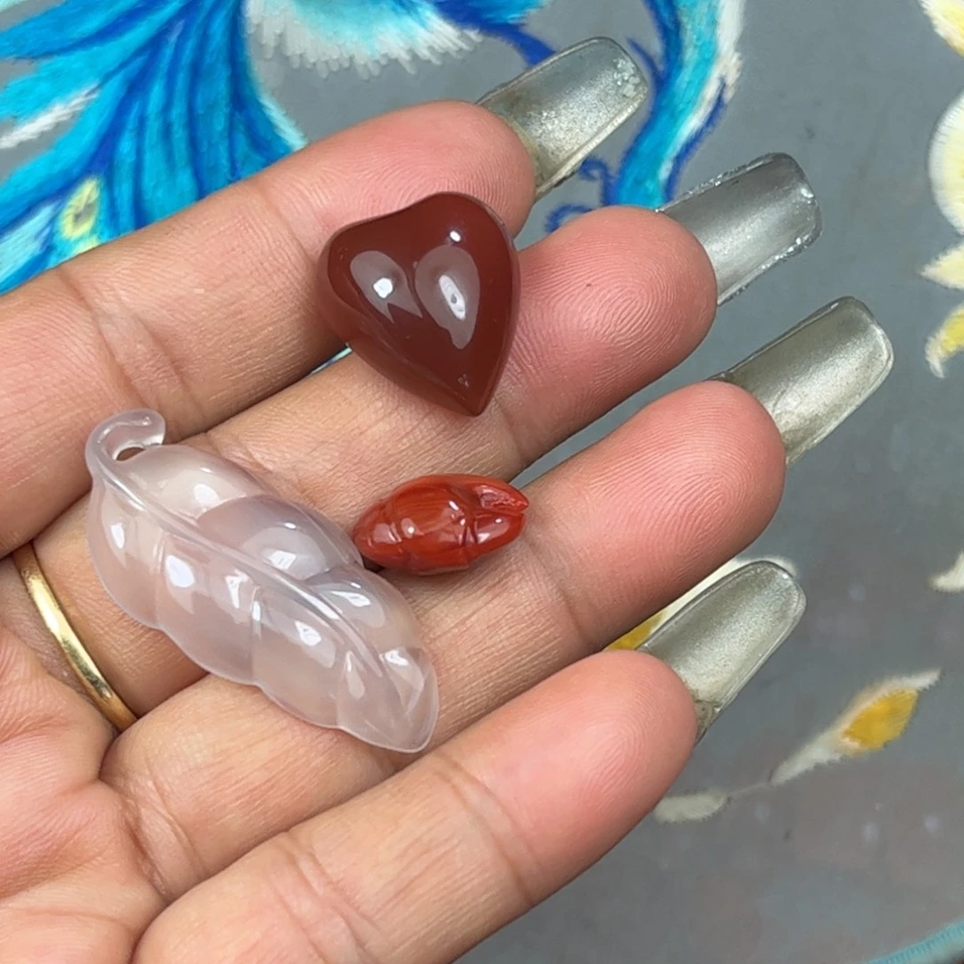 凉***✿南红玛瑙未镶嵌珠串