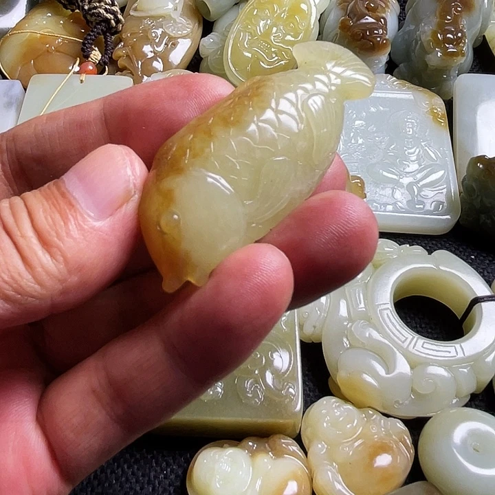 和田玉未镶嵌吊坠(不含链)