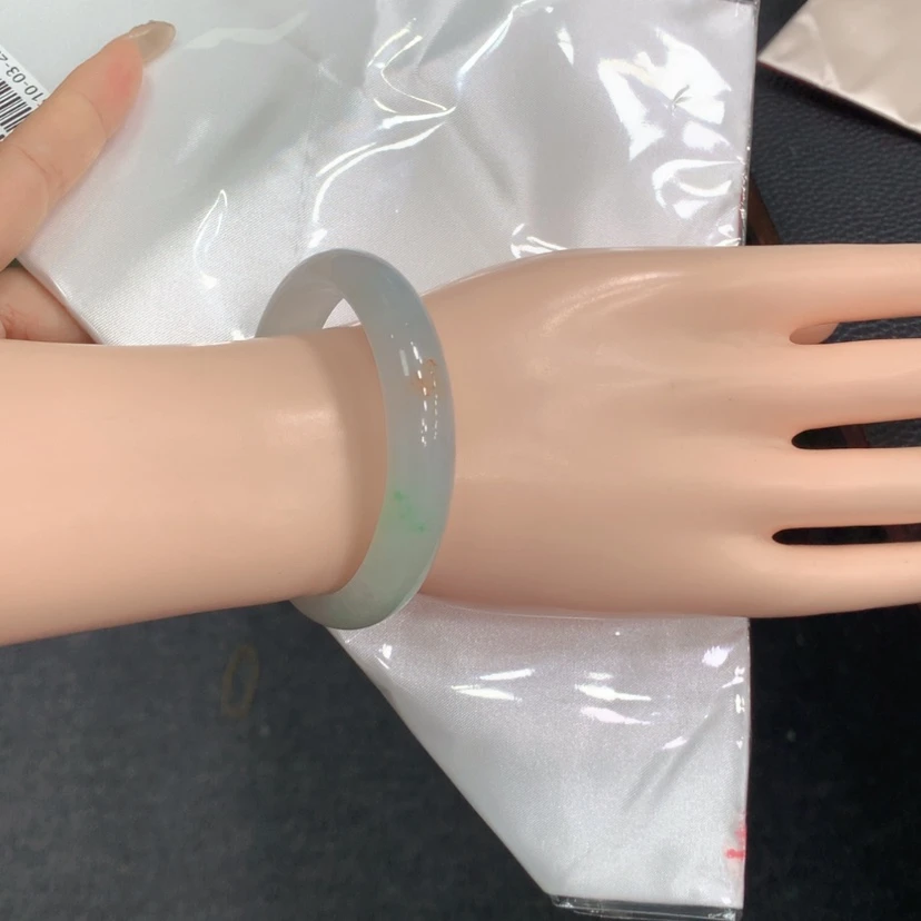 【闪购商品】翡翠手镯未镶嵌翡翠
