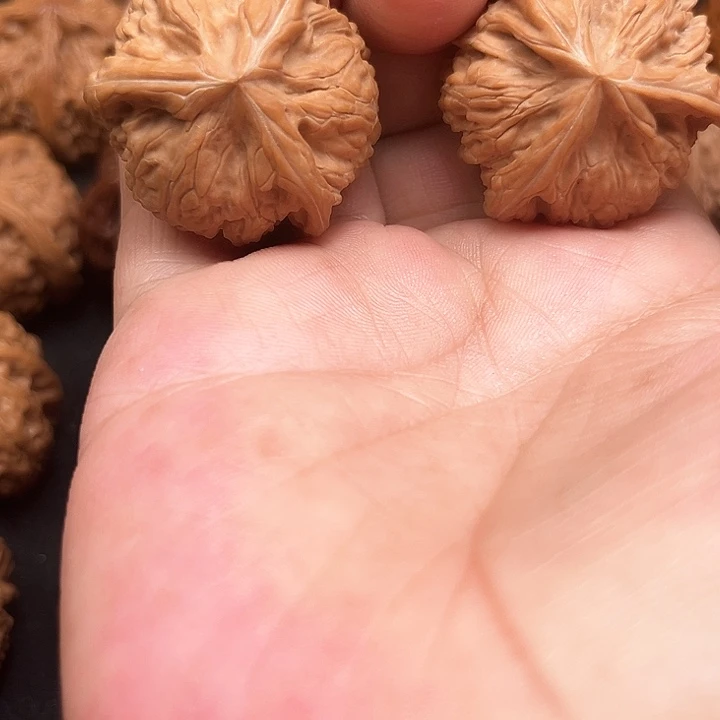 你***猜吊坠文玩核桃你们都在