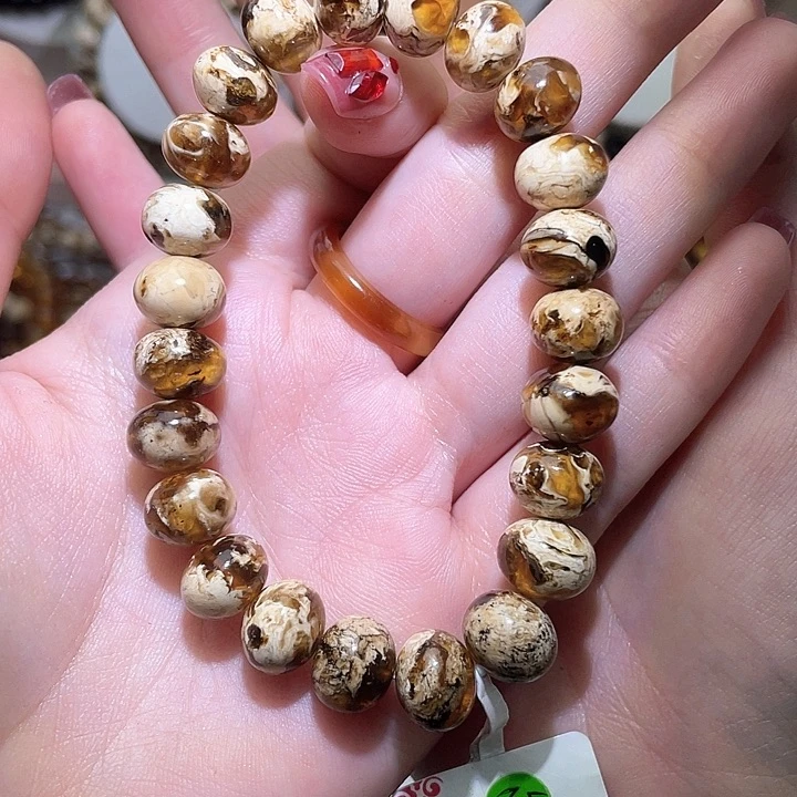 琥珀未镶嵌裸石抚顺琥珀10顶级溶洞